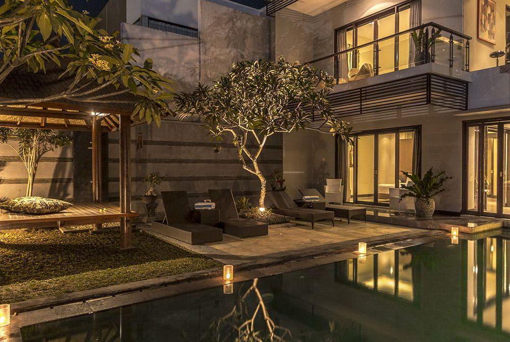 Villa Cascade Seminyak  Luaran gambar