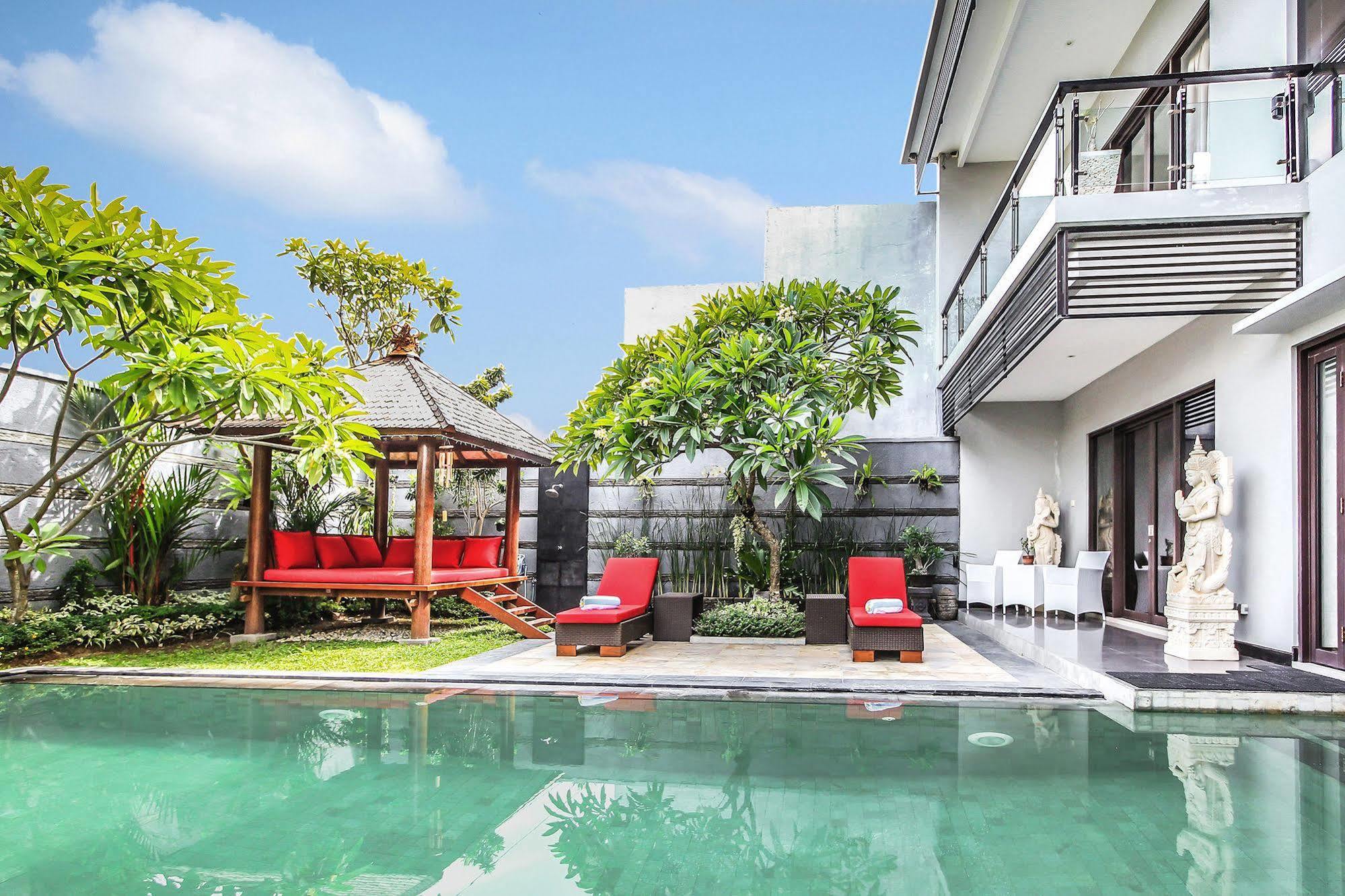 Villa Cascade Seminyak  Luaran gambar